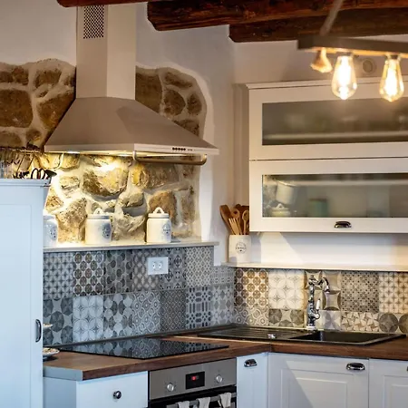 Filumena Mit Blick Auf Wasser By Interhome Appartement Lopar
