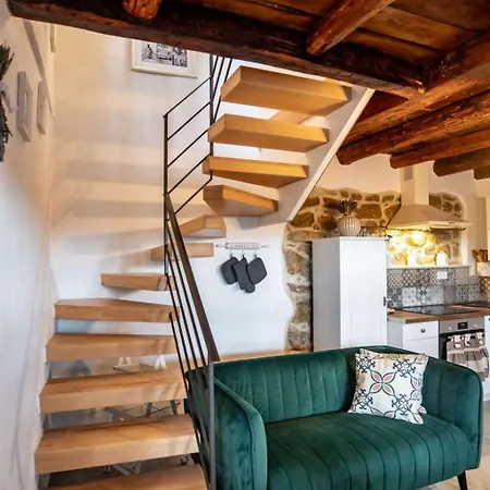 Appartement Filumena Mit Blick Auf Wasser By Interhome
