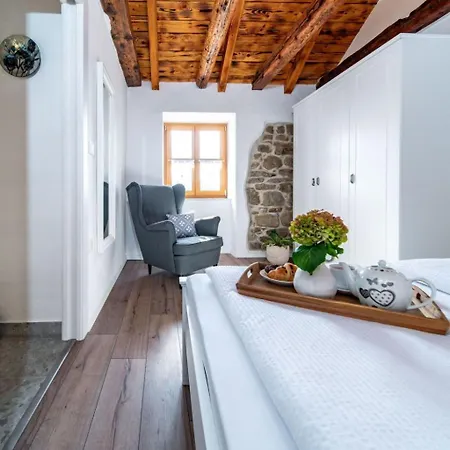 Filumena Mit Blick Auf Wasser By Interhome Appartement