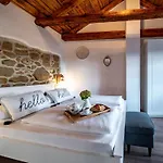 شقة Filumena Mit Blick Auf Wasser By Interhome لوبار