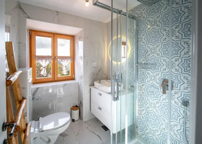 Filumena Mit Blick Auf Wasser By Interhome